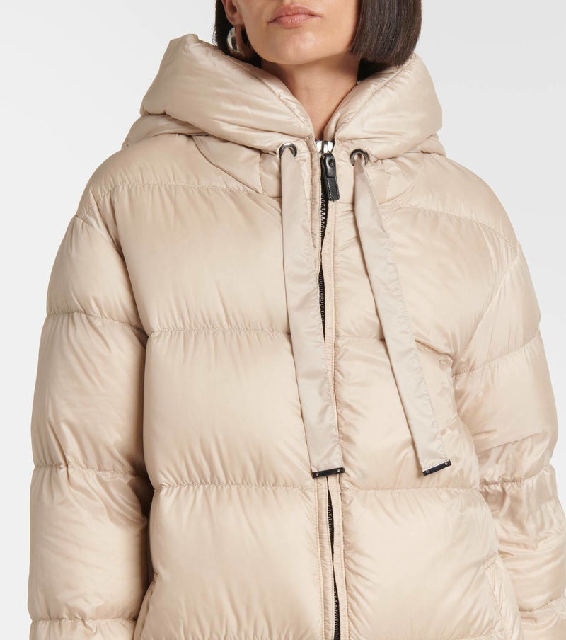 1393 MaxMara ձմեռային վերարկու