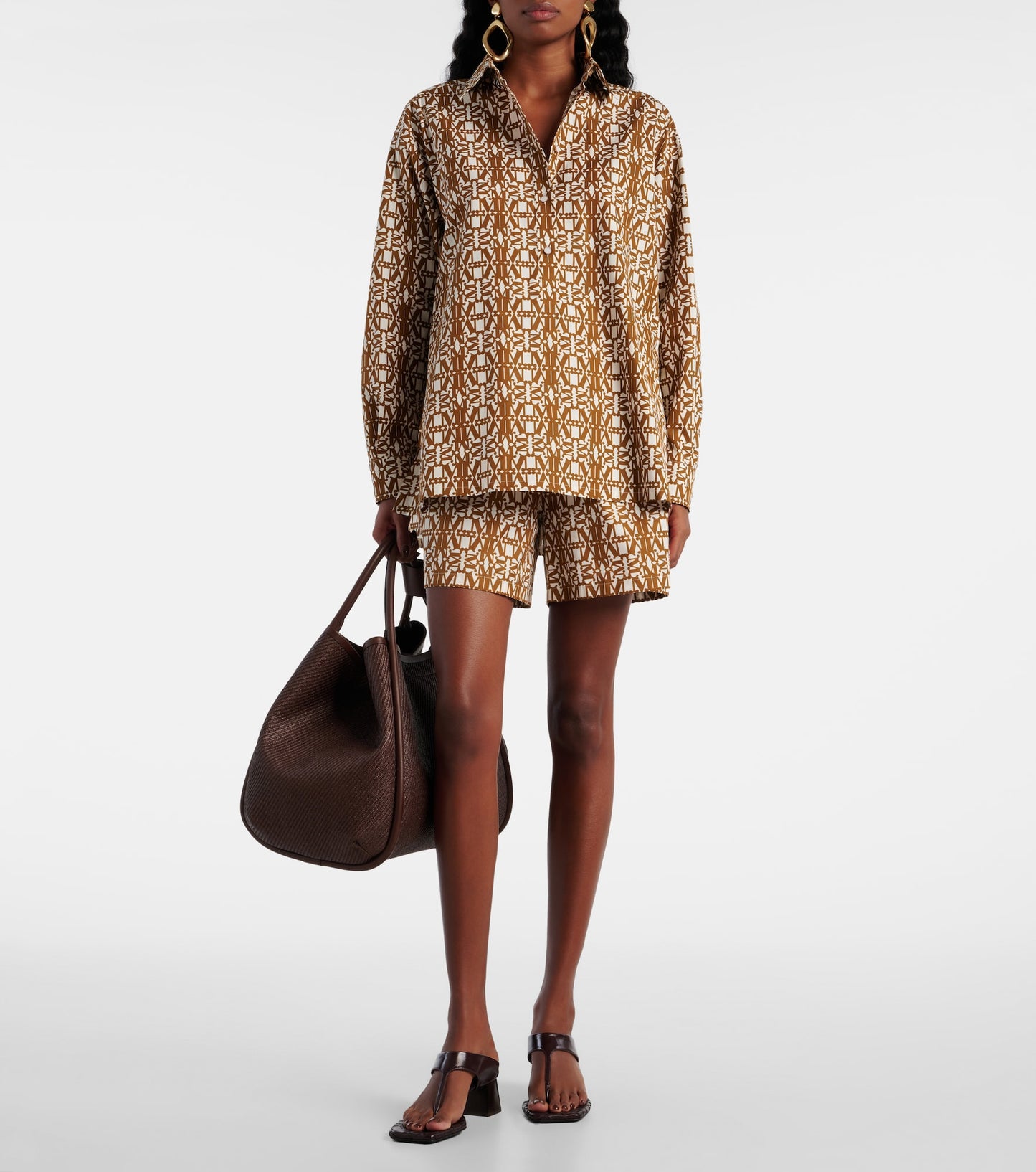 1020 MaxMara վերնաշապիկ և շորտ միասին