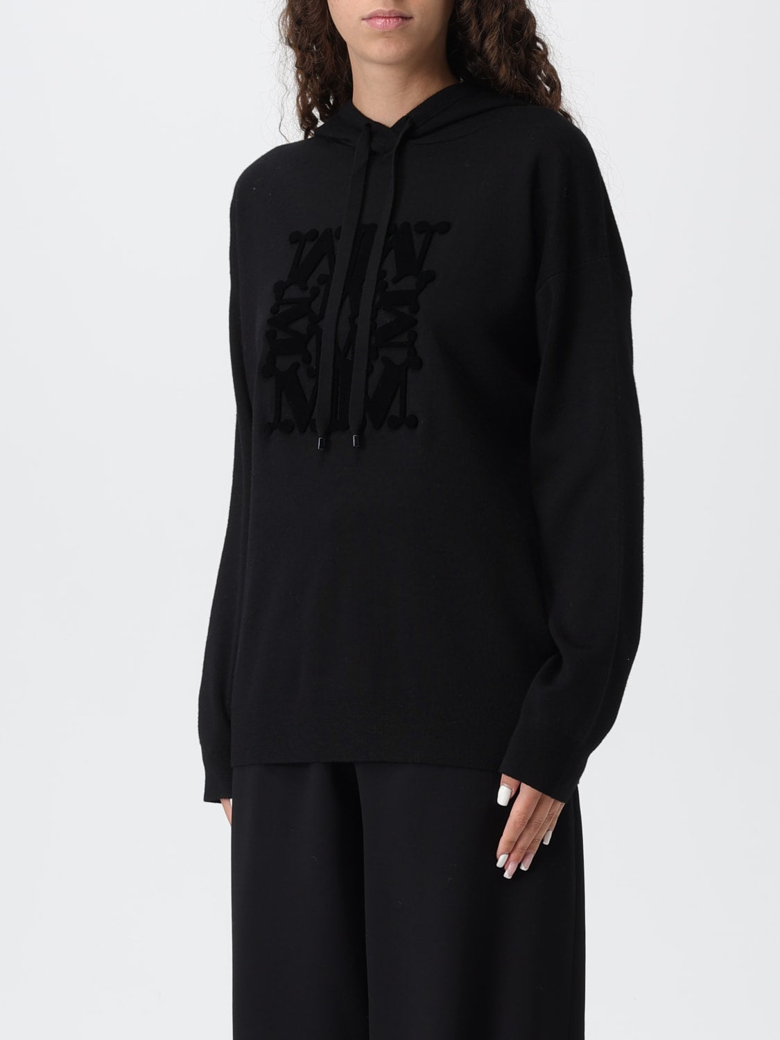 1151 MaxMara սպորտային բլուզ