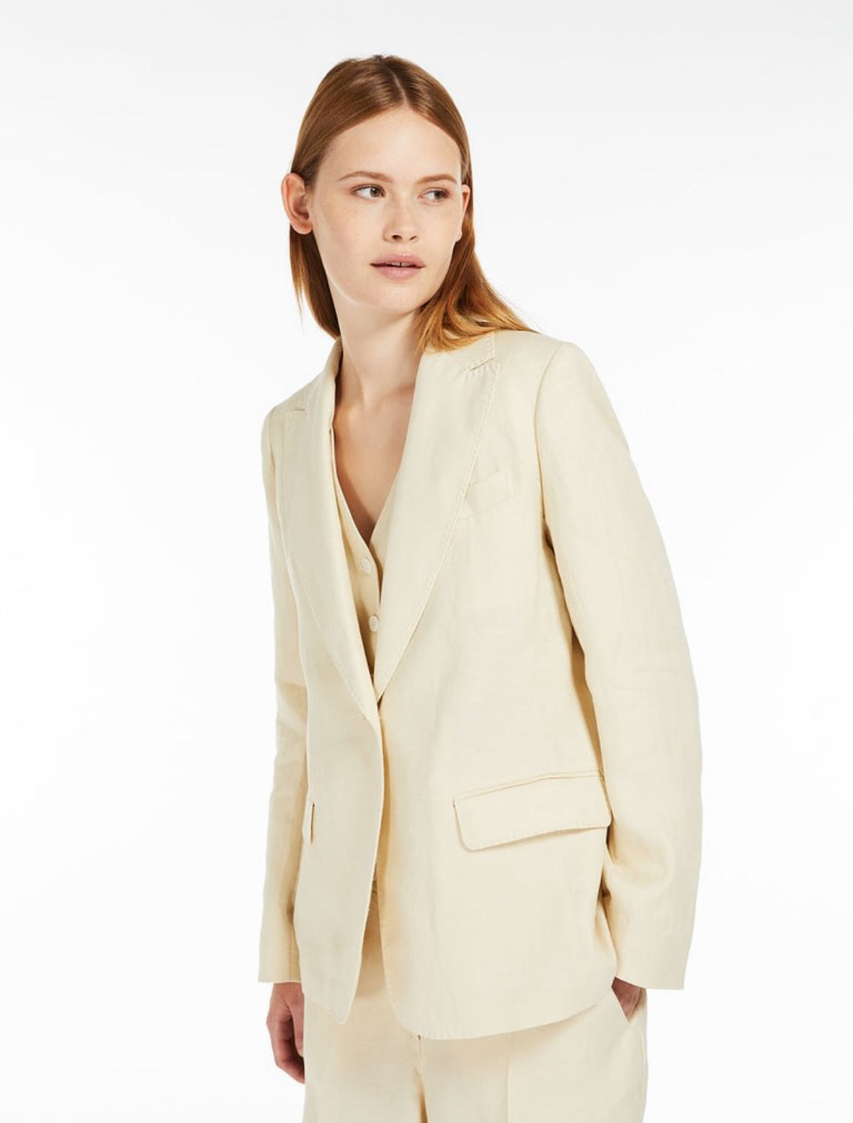 0996 MaxMara կոստյում