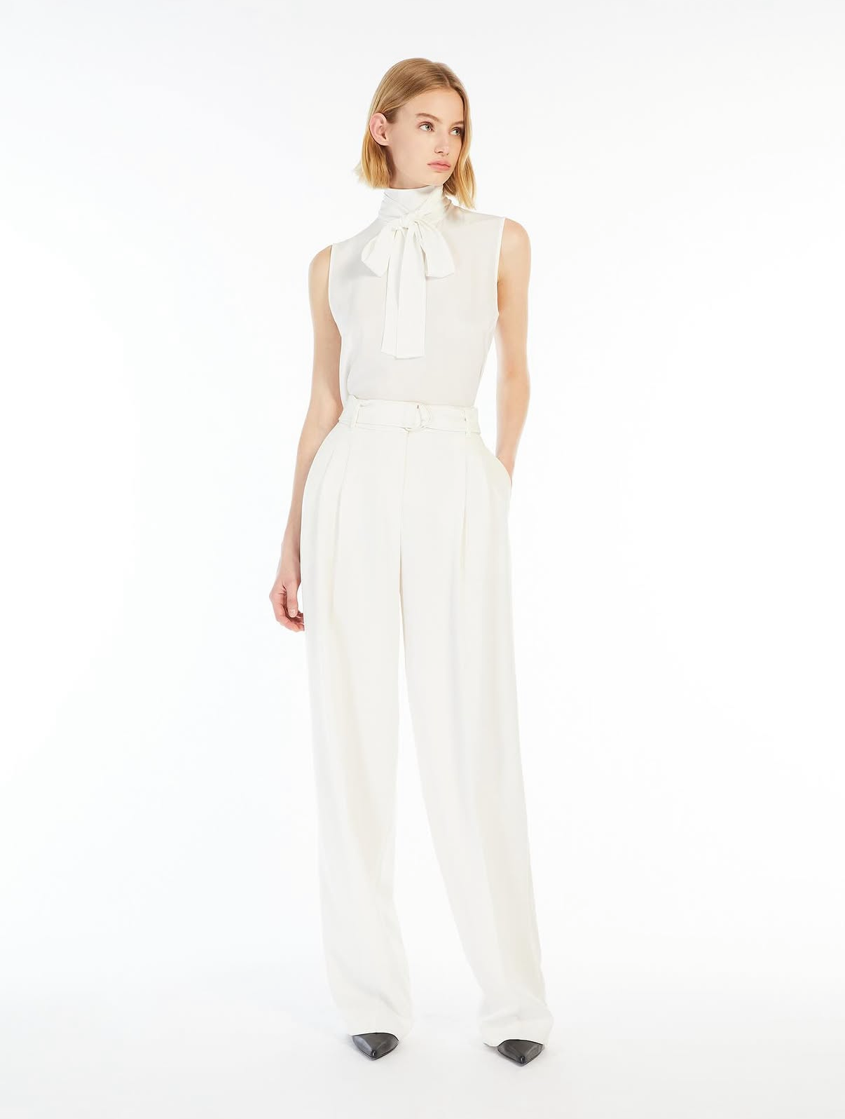 1060 MaxMara դասական տաբատ